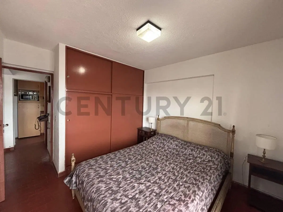 Alquiler anual Pinamar departamento 2 ambientes 2