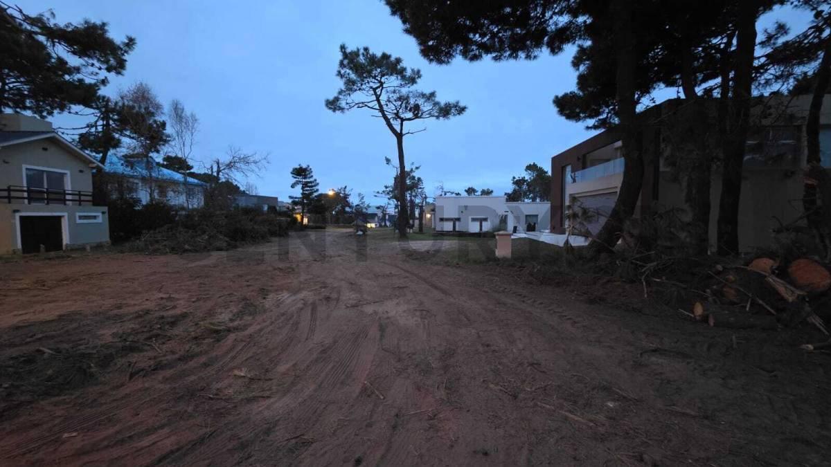Lote en venta arbolado en Pinamar Norte a 100 metros del mar