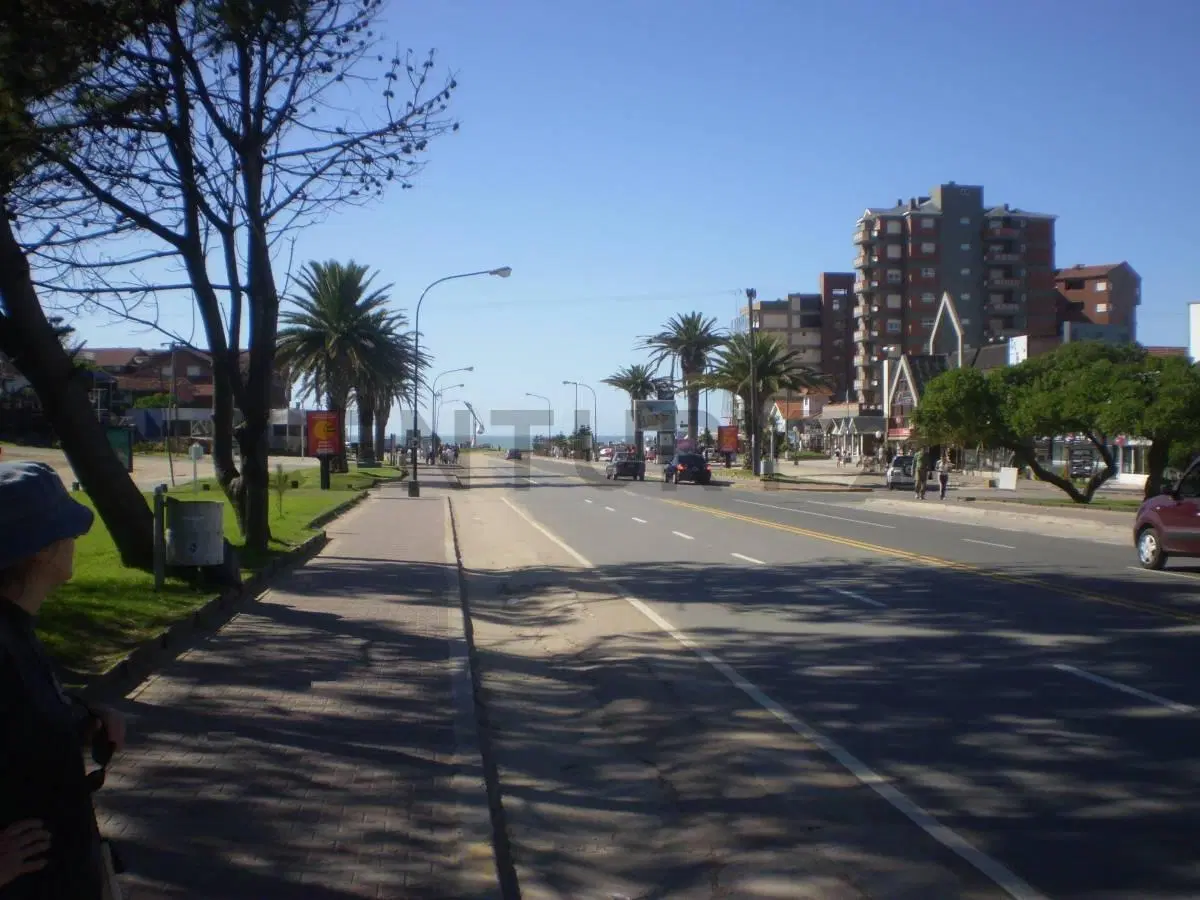 DÚPLEX 3 AMBIENTES CON GRAN PATIO COCHERA Y SIN EXPENSAS PINAMAR 3