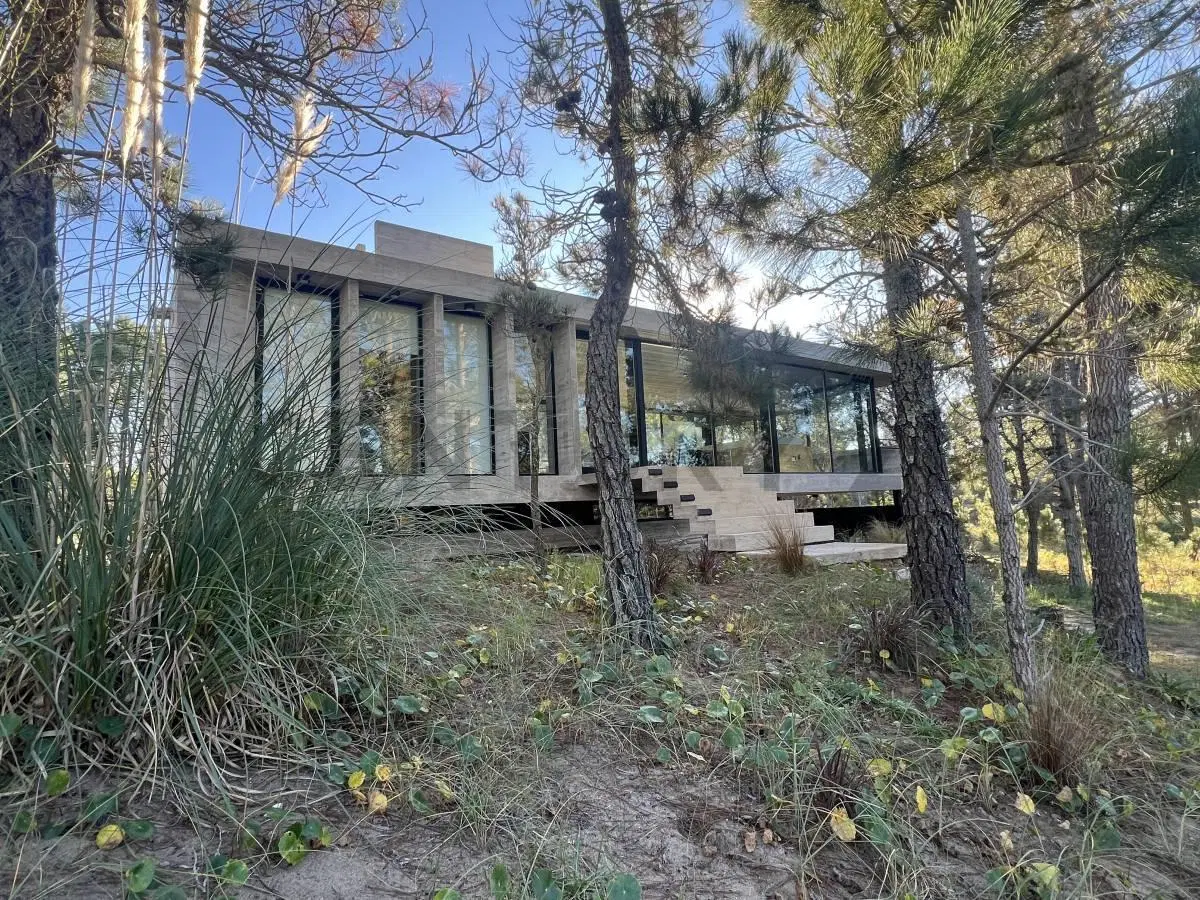 CASA A LA VENTA EN VILLAROBLES PINAMAR 5