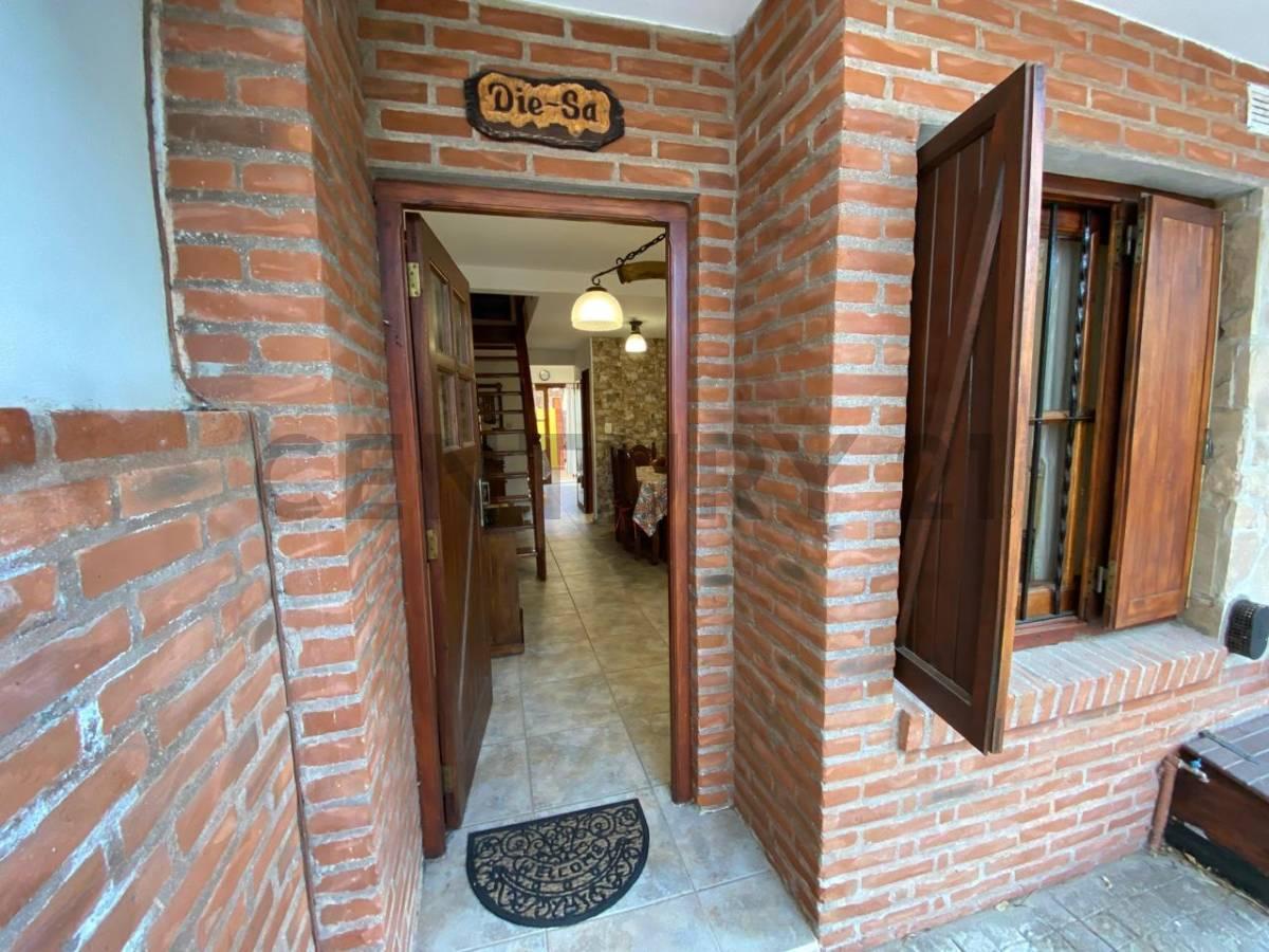 VENTA DE TRIPLEX EN SAN BERNARDO