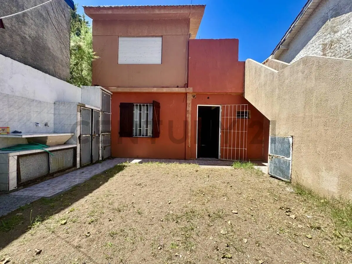 2 casas de 3 ambientes a 1 Cuadra del Mar en Mar del Tuyú cerca de Costa del Este 5