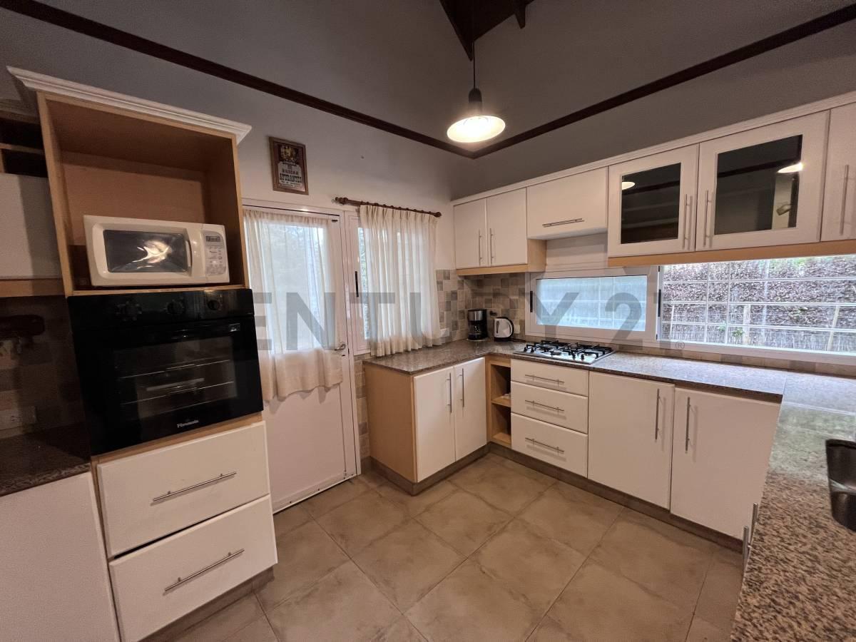 Foto de Venta Casa 5 ambientes + Departamento y Quincho Mar de Las Pampas, imagen 5