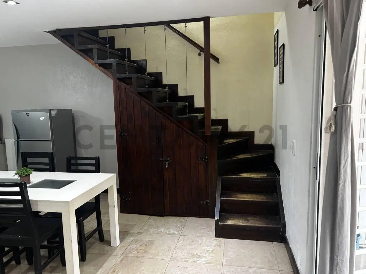 Venta Departamento dúplex 3 ambientes con gas natural 2