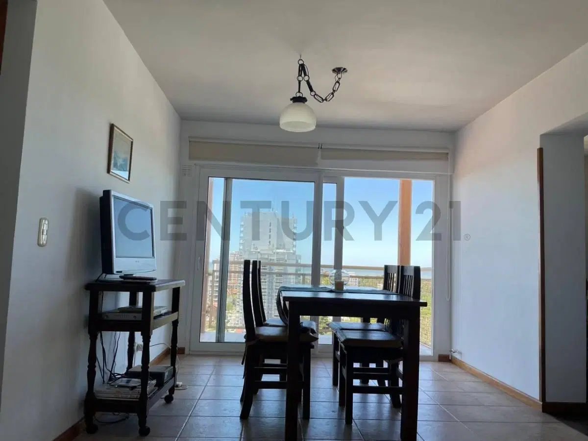 VENTA DEPARTAMENTO 2 AMBIENTES PINAMAR CENTRO 2