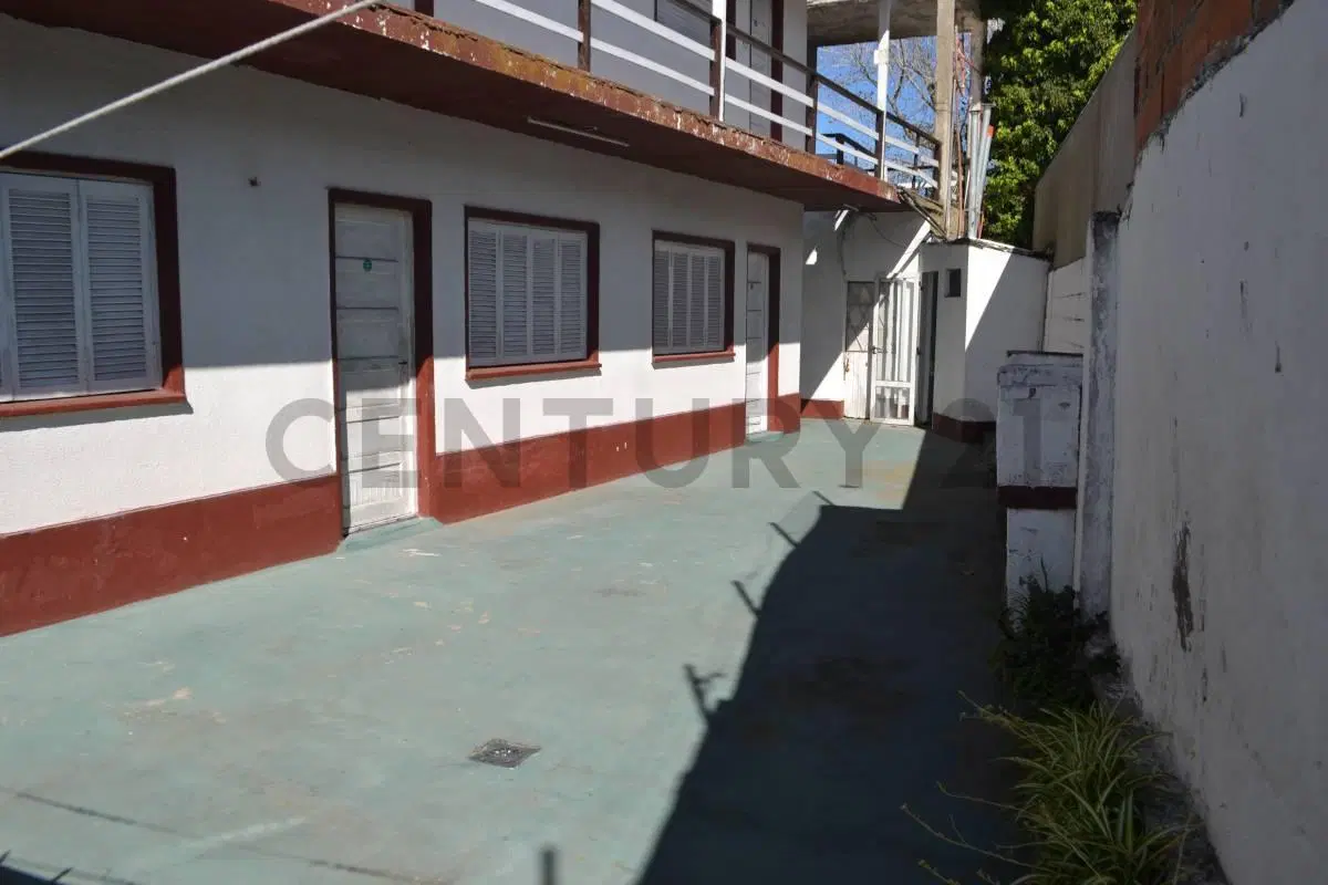Alquiler anual con Potencial de Alta Rentabilidad Casa + 12 Habitaciones para subalquiler temporal 8