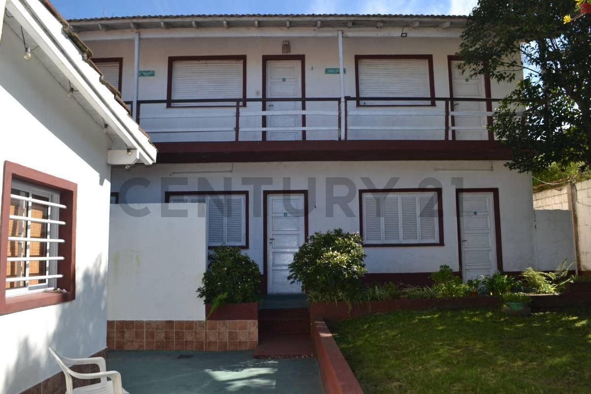 Foto de Alquiler anual con Potencial de Alta Rentabilidad Casa + 12, imagen 2