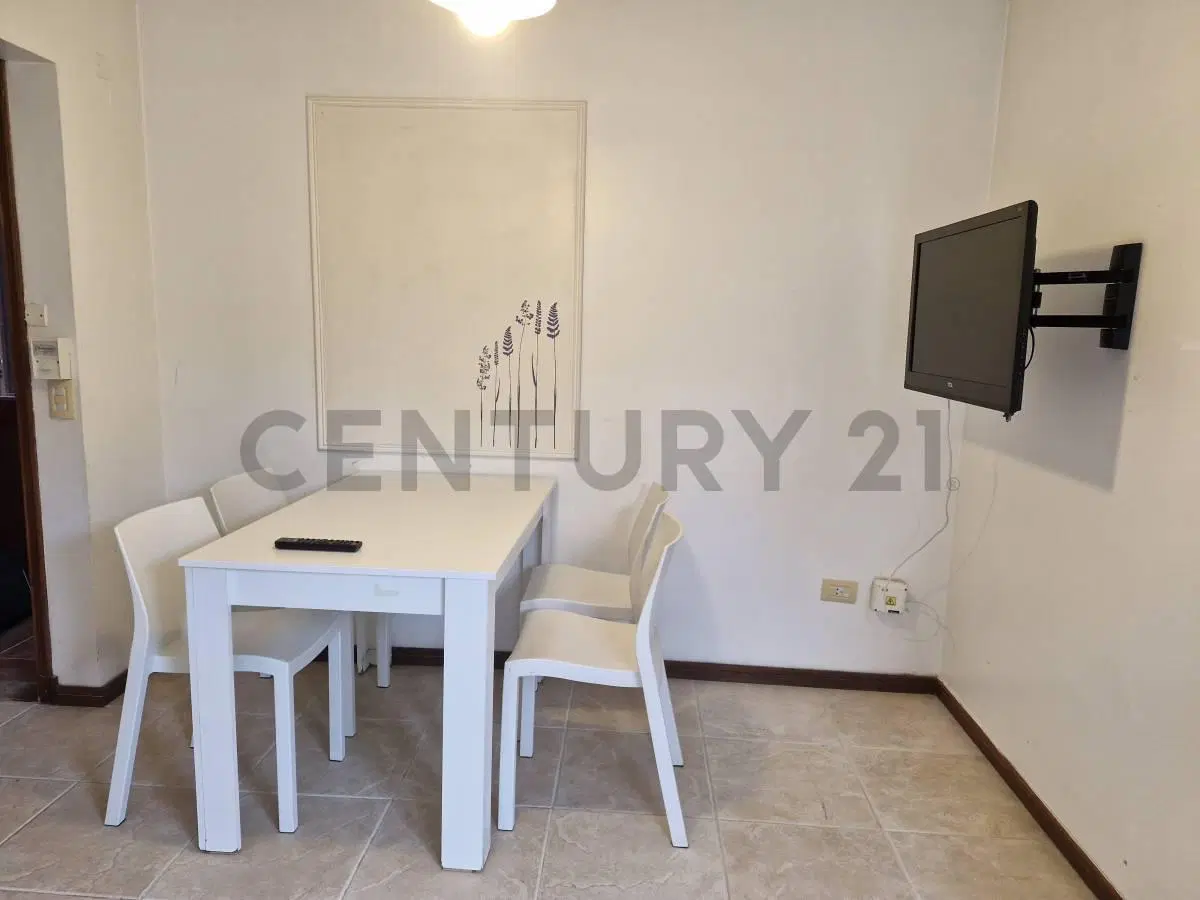 Alquiler anual en Mar de Ostende Departamento 2 ambientes 4