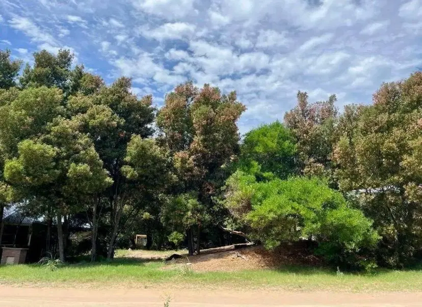 LOTE EN VENTA COSTA ESMERALDA BARRIO SENDEROS III 3