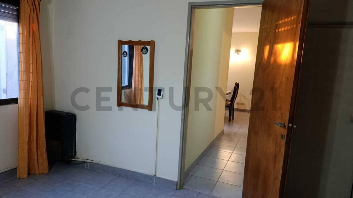 Foto de Alquiler Anual Departamento 2 Ambientes, imagen 4
