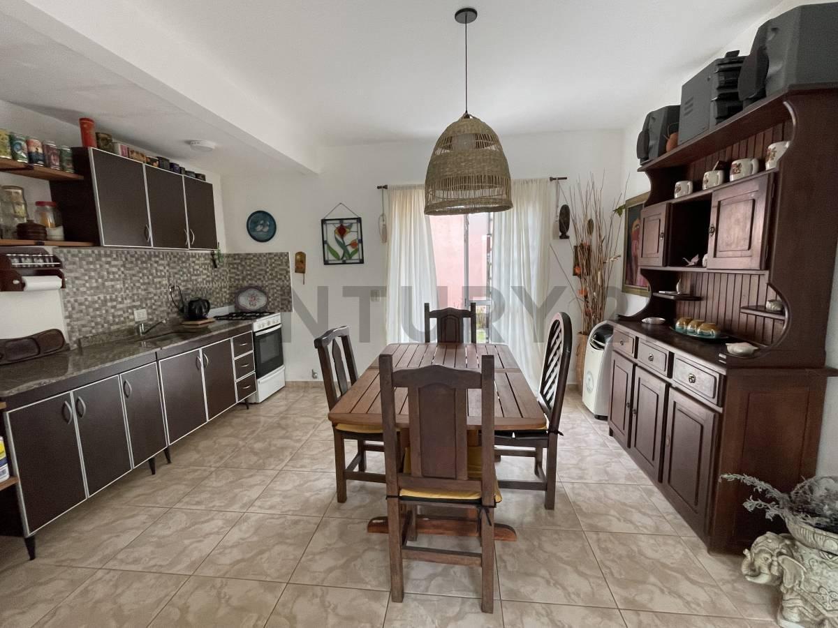 Foto de Venta de PH 2 ambientes con jardín sin expensas San Bernardo, imagen 2