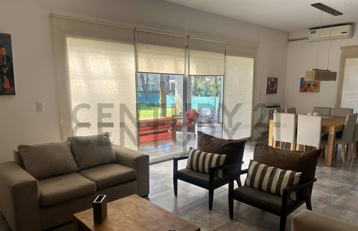CASA 5 AMBIENTES EN LA HERRADURA ALQUILER ANUAL