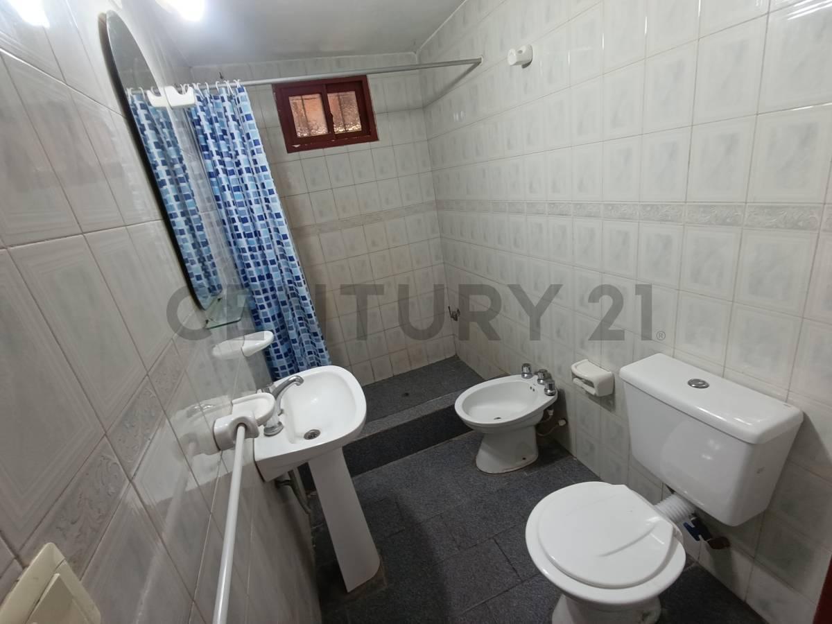 Foto de Venta de Complejo 3 Unidades con gas natural pleno centro de Las Toninas, imagen 2