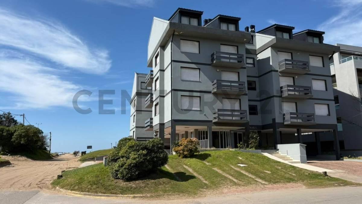 Foto de VENTA DEPARTAMENTO 3 AMBIENTES PINAMAR, imagen 2