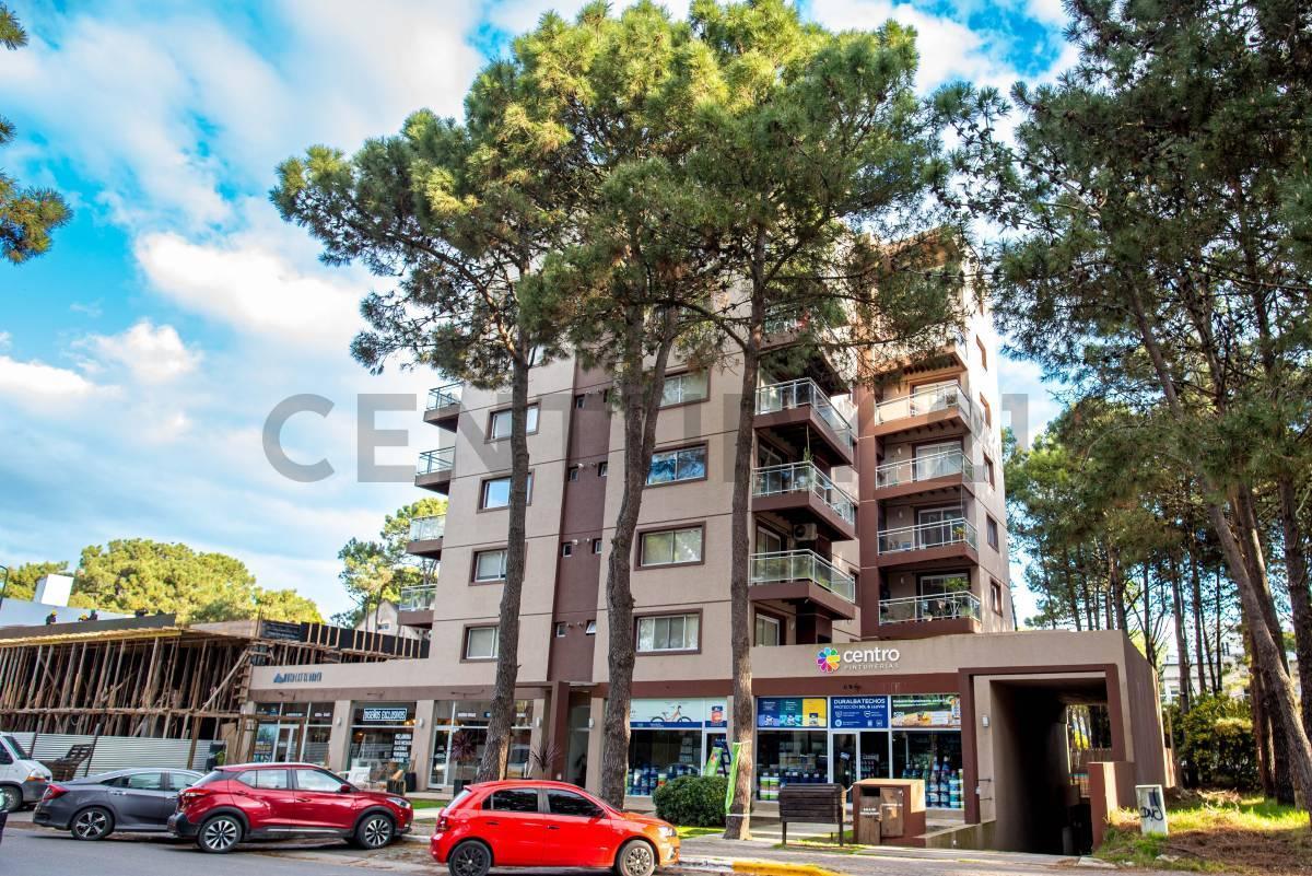 Foto de Departamento 4 ambientes con gas natural y cochera en zona residencial, imagen 3