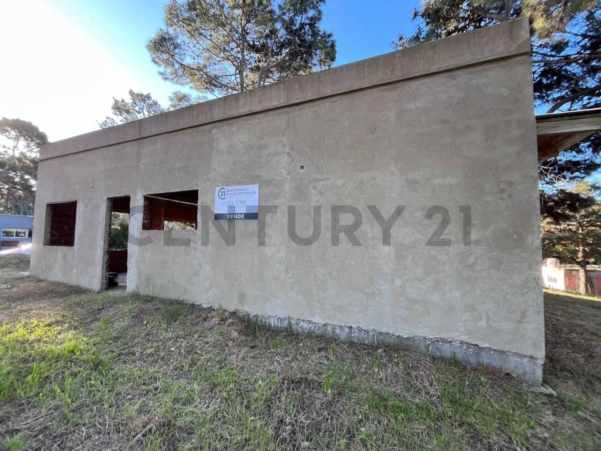 Foto de VENTA DE LOTE EN OSTENDE CON EDIFICACIÓN INICIADA, imagen 5