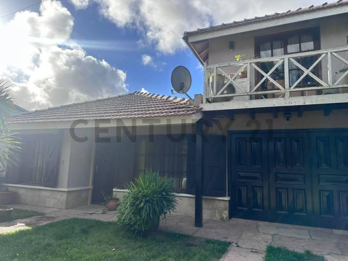 Foto de Casa en Venta de 3 Dormitorios en Ostende Excelente Ubicación, imagen 4