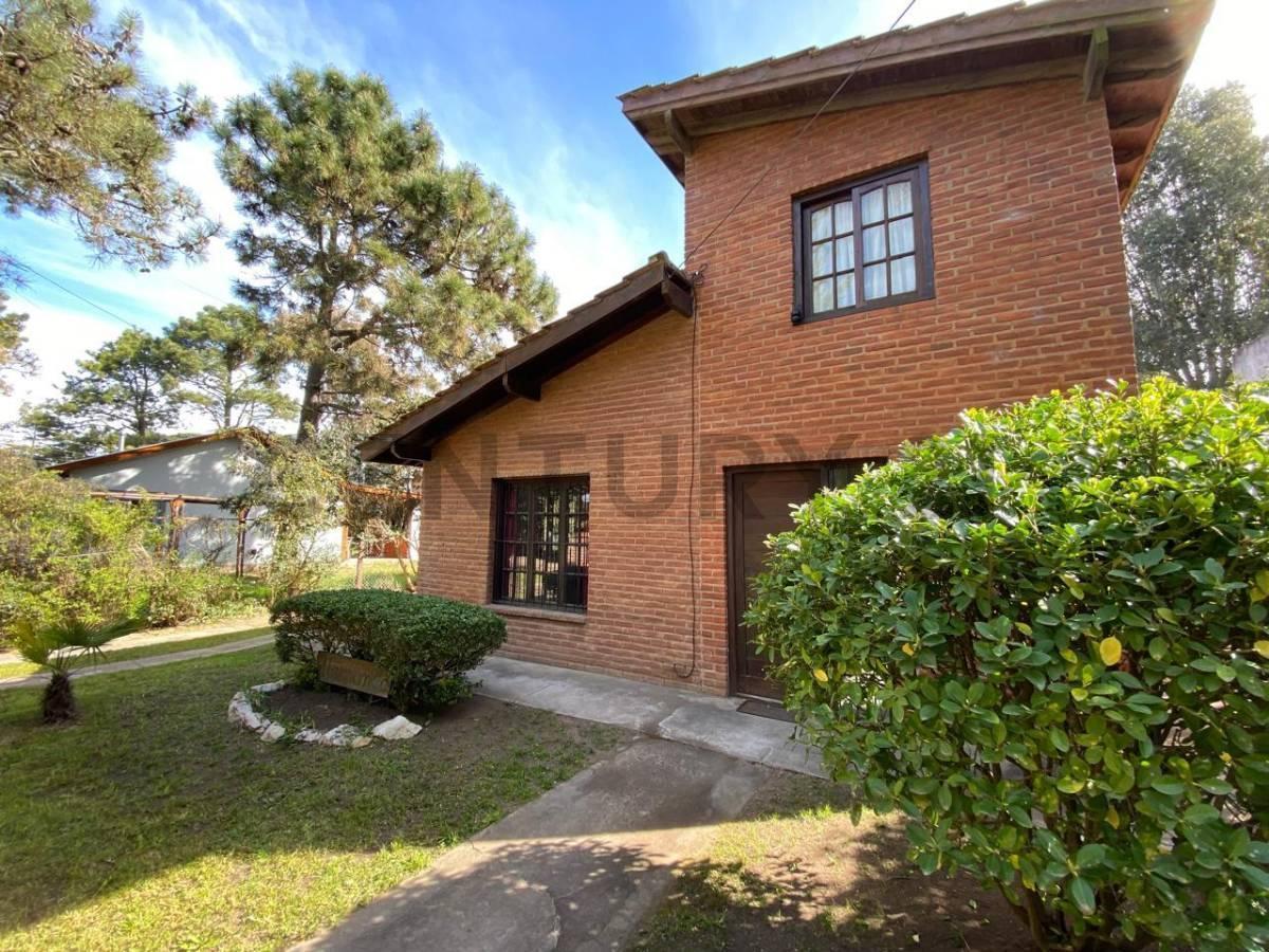 Foto de Venta de Casa 4 ambientes + Departamento independiente Ostende Pinamar, imagen 1