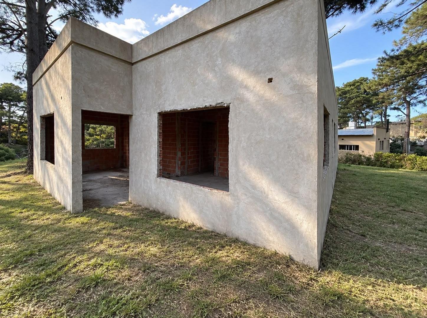 Foto de VENTA DE LOTE EN OSTENDE CON EDIFICACIÓN INICIADA, imagen 3