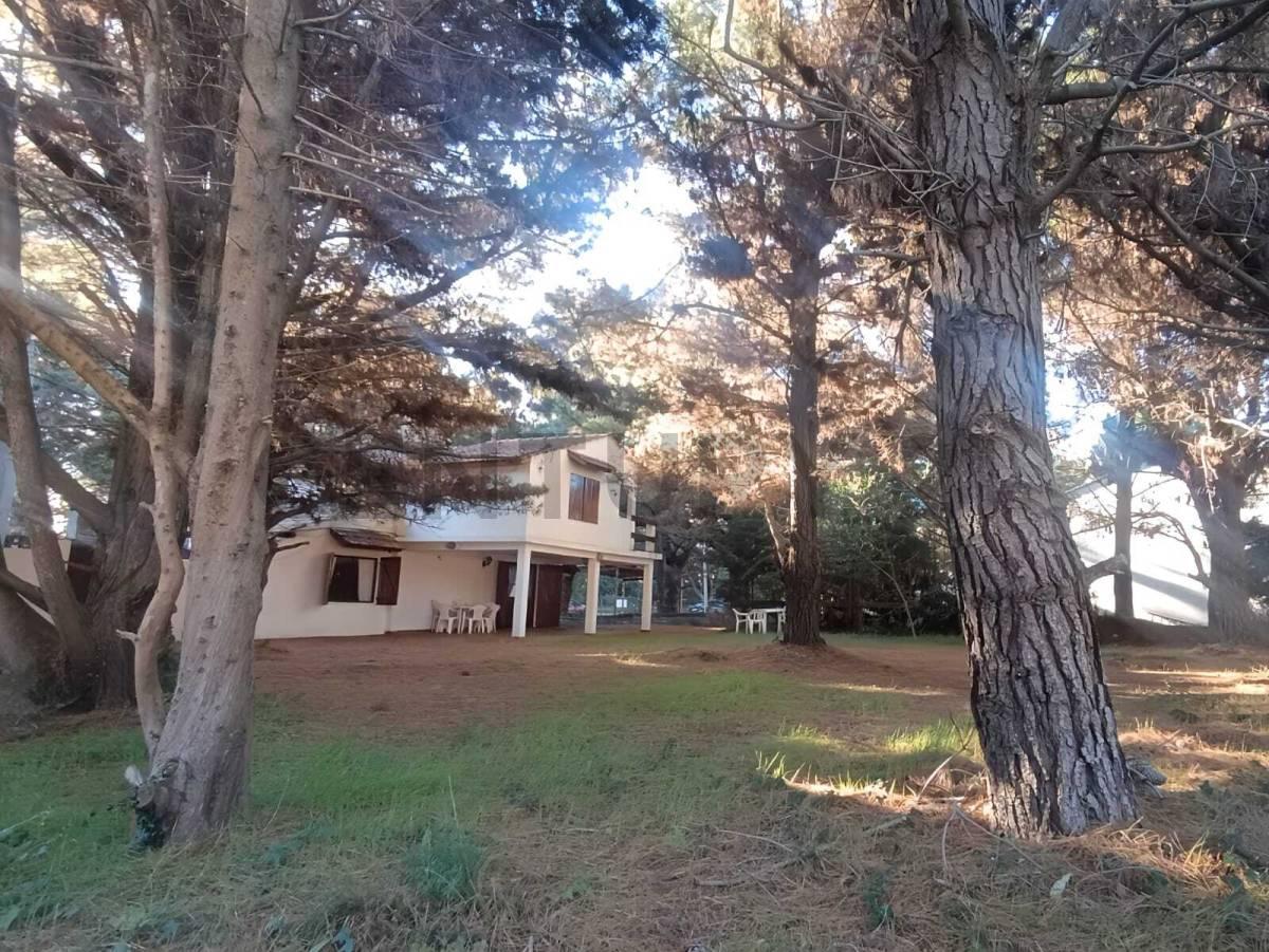 Foto de Casa en venta 4 ambientes Aguas Verdes con Parque de 450 mts 2 cuadras, imagen 2