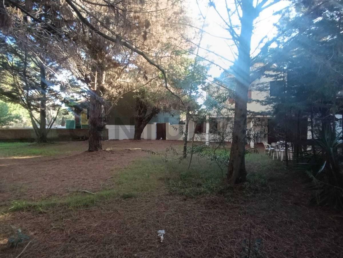 Foto de Casa en venta 4 ambientes Aguas Verdes con Parque de 450 mts 2 cuadras, imagen 3