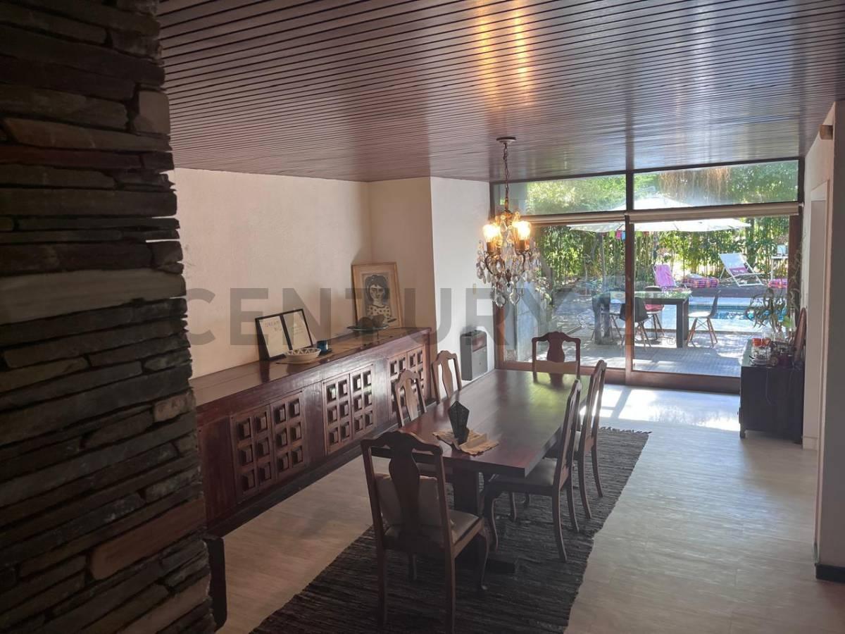 Foto de Venta Casa 5 ambientes Pinamar- Se aceptan Permutas, imagen 1