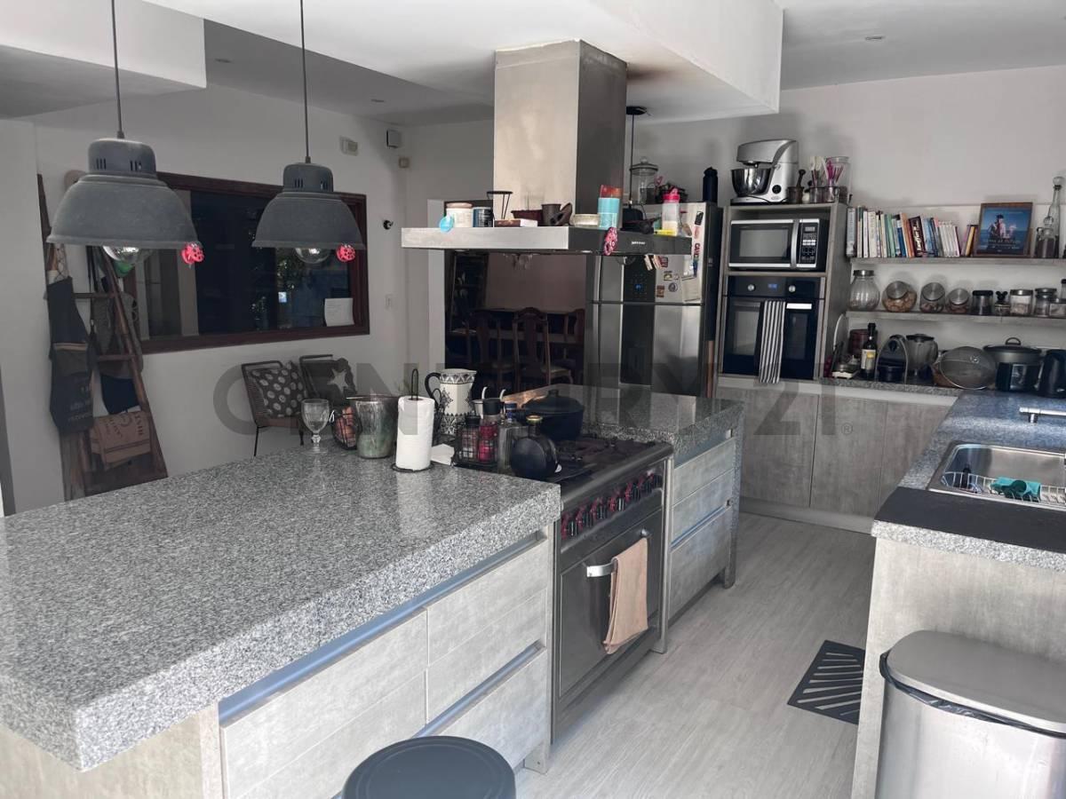 Foto de Venta Casa 5 ambientes Pinamar- Se aceptan Permutas, imagen 2
