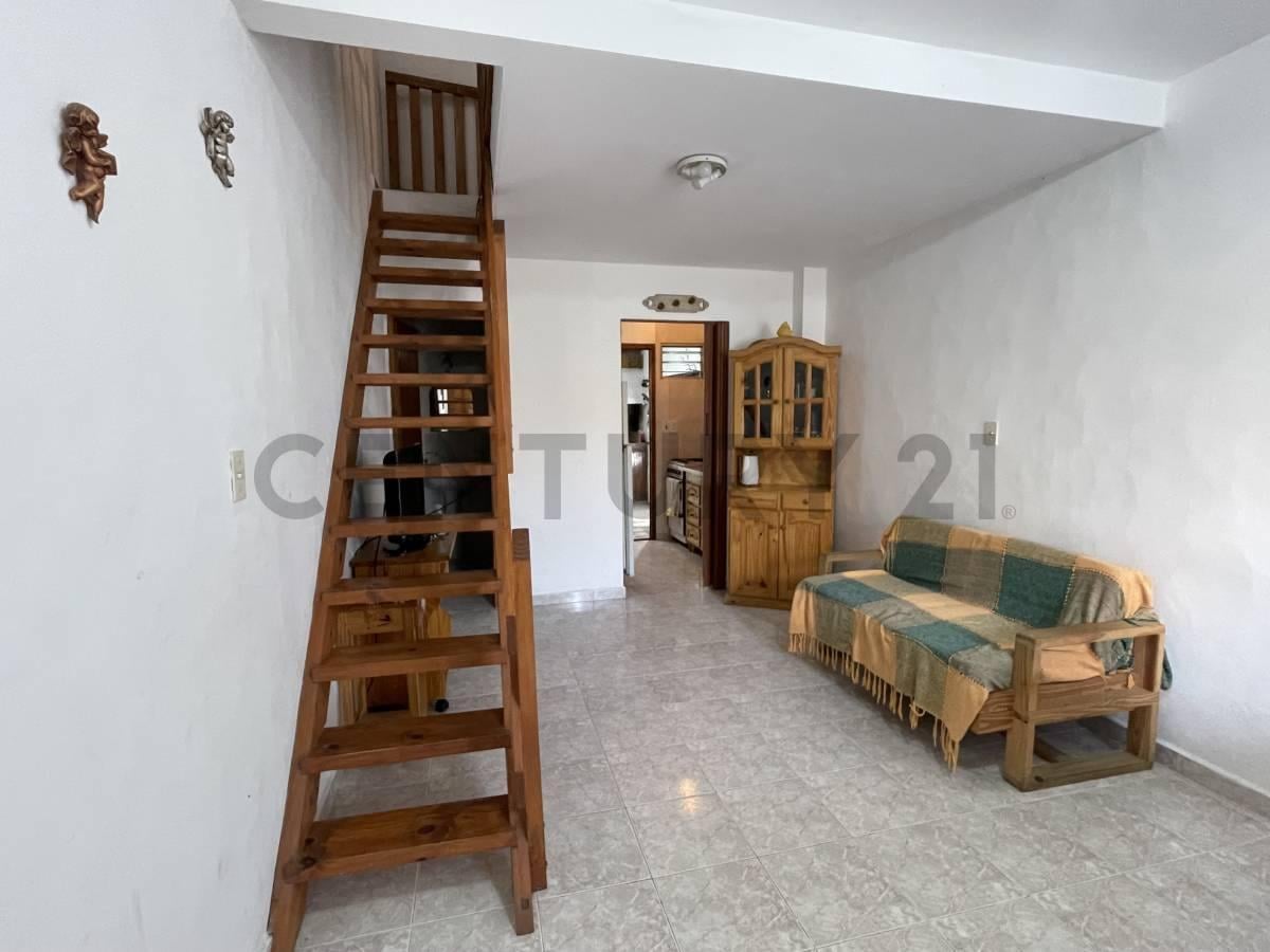 Foto de Venta de Casa Duplex 3 ambientes en Mar Del Tuyu, imagen 1