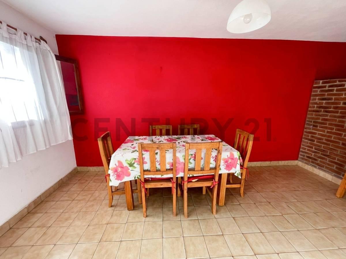 Foto de Casa en Venta 3 ambientes La Lucila del Mar, imagen 2