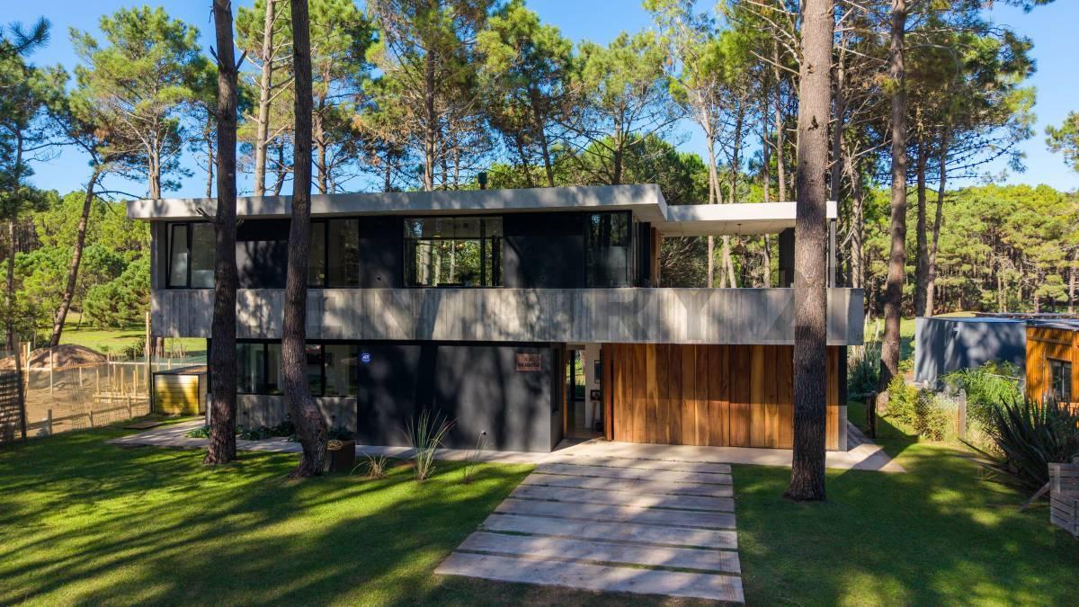 Foto de CASA EN VENTA 5 AMBIENTES ISLA DEL GOLF PINAMAR, imagen 3