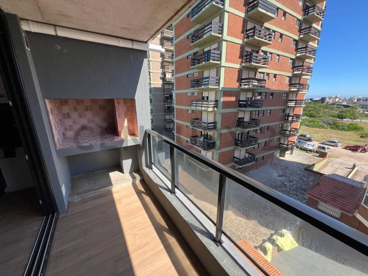 Foto de DEPARTAMENTO 3 AMBIENTES A ESTRENAR EDIFICIO LE MAR PINAMAR GAS NATURAL, imagen 1