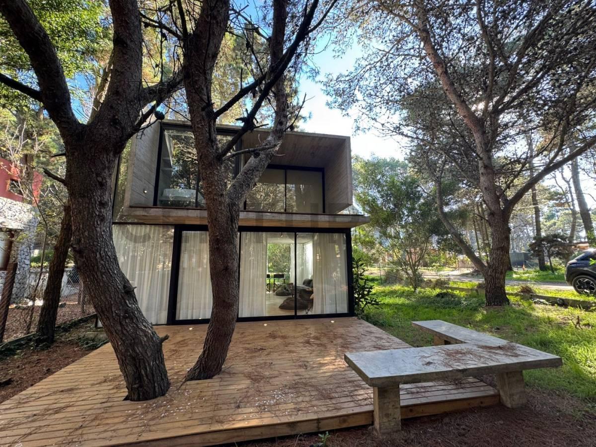 Foto de Casa a la venta 3 ambientes en Mar Azul, imagen 1