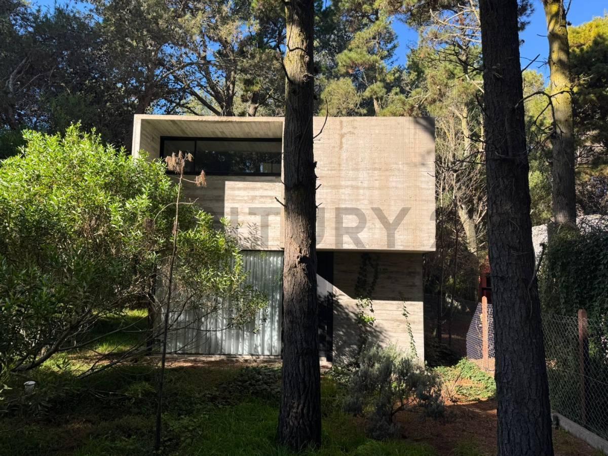 Foto de Casa a la venta 3 ambientes en Mar Azul, imagen 2
