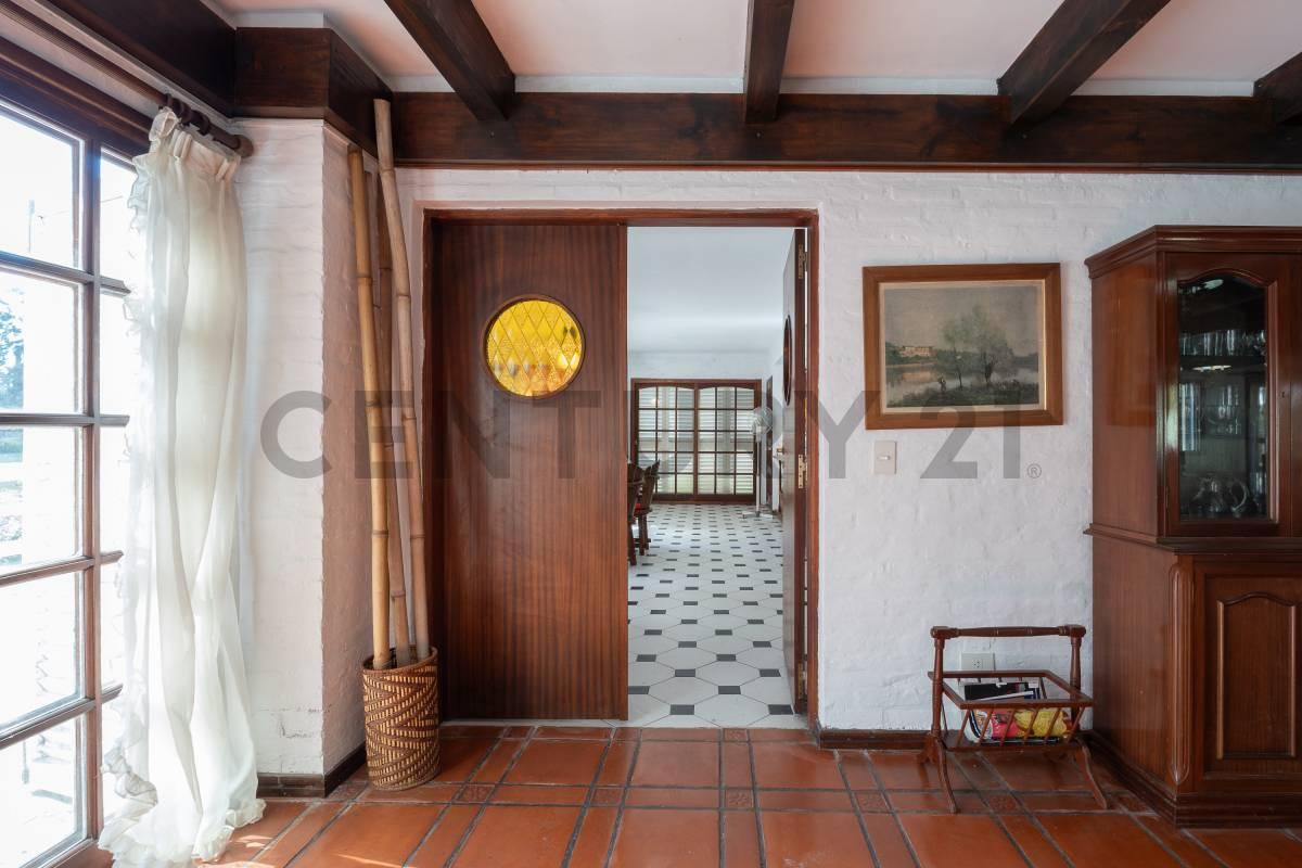 Foto de Casa en venta Pinamar 5 ambientes Fondo al golf, imagen 5