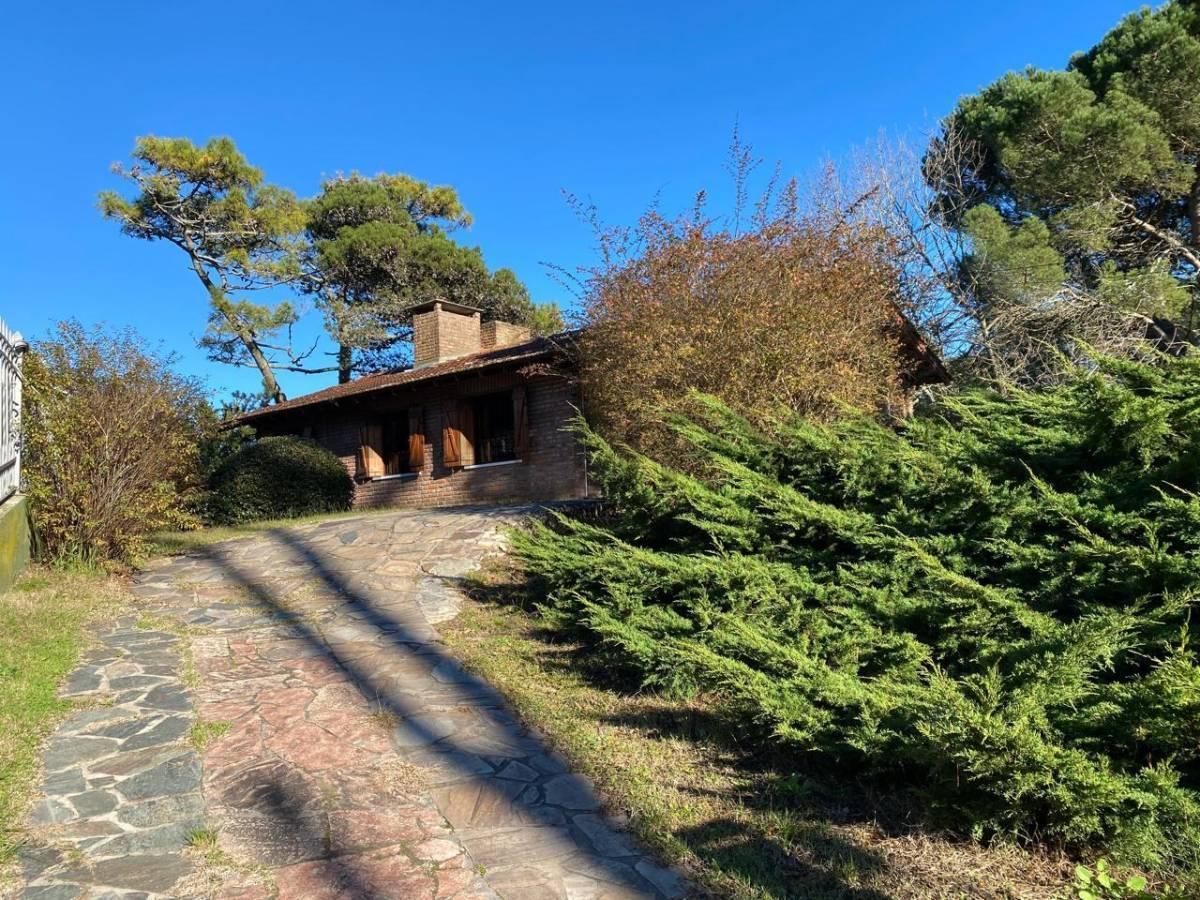 Foto de VENTA CASA CON PILETA EN BARRIO NORTE VILLA GESELL, imagen 5