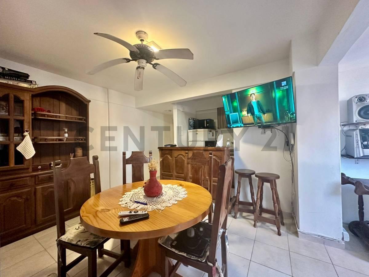 Foto de Departamento 2 ambientes en venta Pinamar Centro, imagen 1