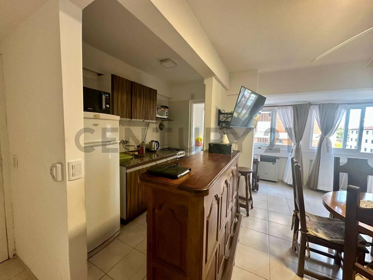 Foto de Departamento 2 ambientes en venta Pinamar Centro, imagen 2