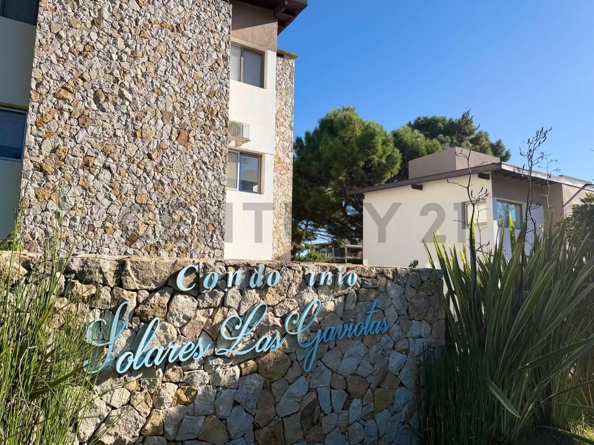 Foto de VENTA DE DEPARTAMENTO 3 AMBIENTES LAS GAVIOTAS MAR AZUL, imagen 1
