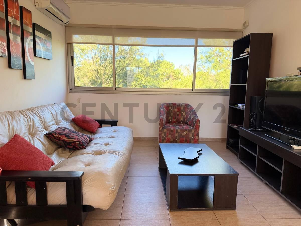 Foto de VENTA DE DEPARTAMENTO 3 AMBIENTES LAS GAVIOTAS MAR AZUL, imagen 2