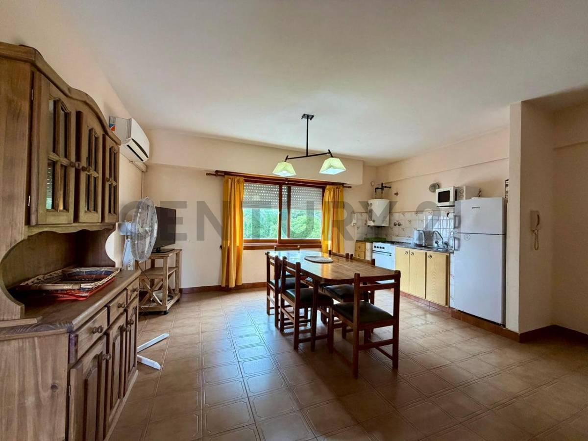 Foto de Venta de departamento 3 ambientes en Villa Gesell con cochera cubierta, imagen 5