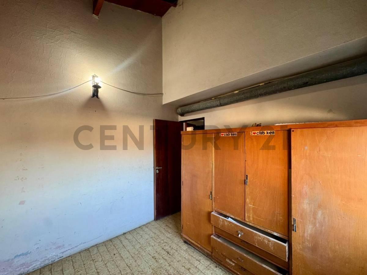 Foto de Local comercial con vivienda 2 dormitorios y garage Santa Teresita, imagen 3