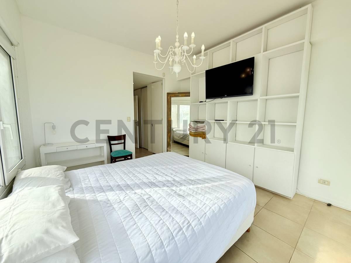 Foto de Departamento 4 Ambientes Villa de mar Pinamar, imagen 1