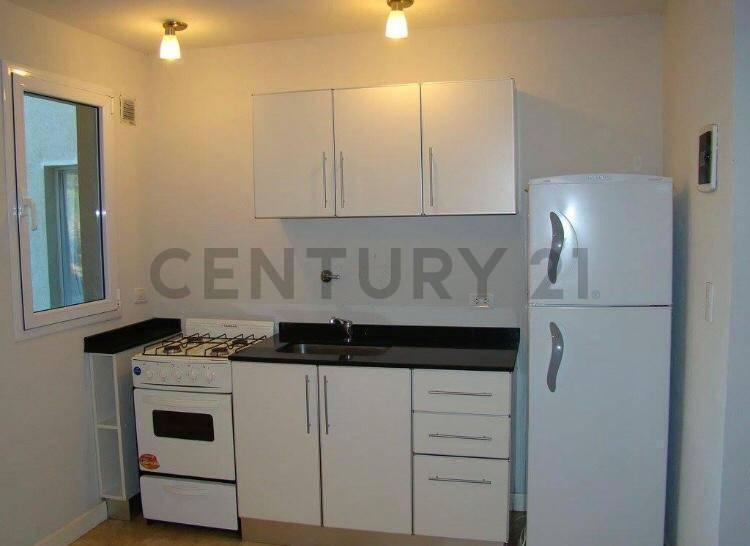 Foto de Venta departamento 2 ambientes frente al mar Ostende Partido de Pinamar, imagen 2
