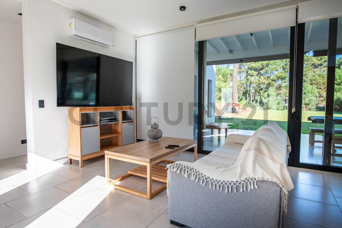 Foto de Casa en venta 4 ambientes Pinamar barrio Alamos, imagen 3