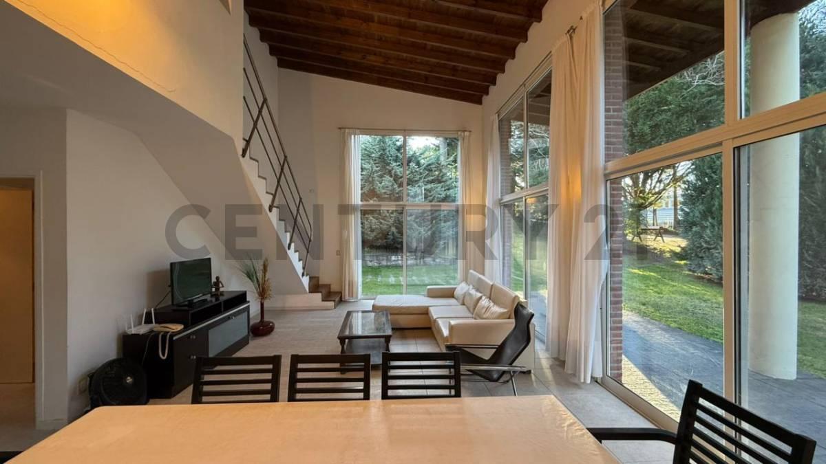Foto de VENTA DE CASA BARRIO CERRADO PINAMAR, imagen 1