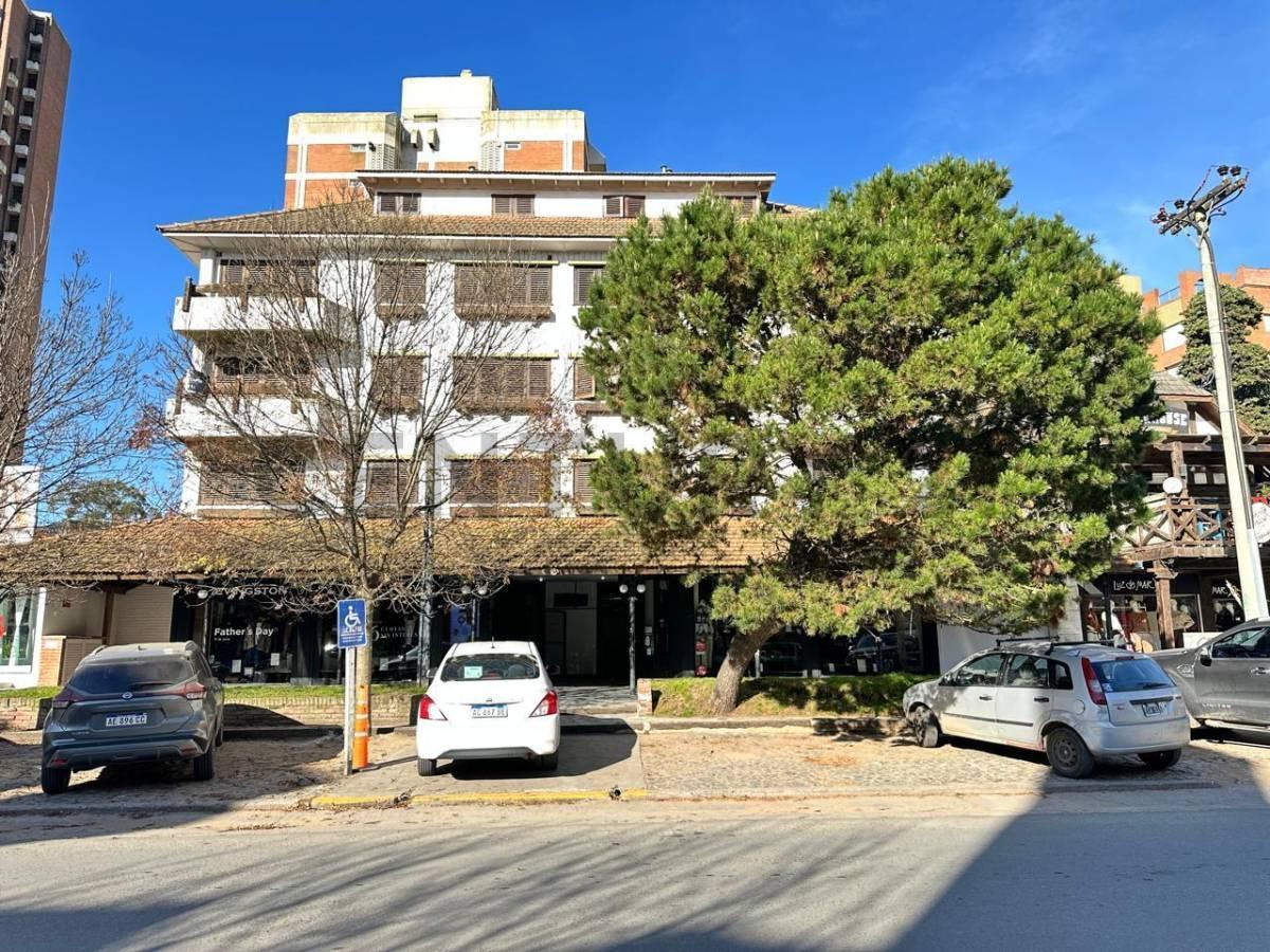 Foto de Venta local Pinamar Centro, imagen 3