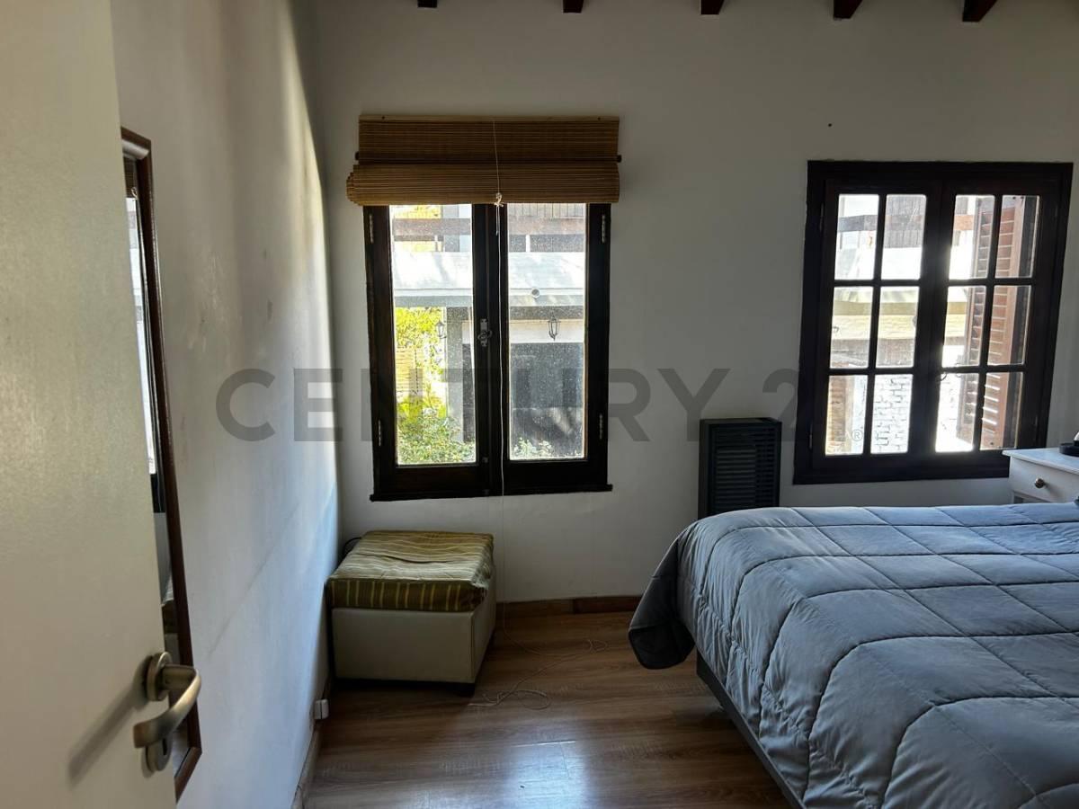Foto de Venta Departamento dúplex 3 ambientes con gas natural Pinamar, imagen 1