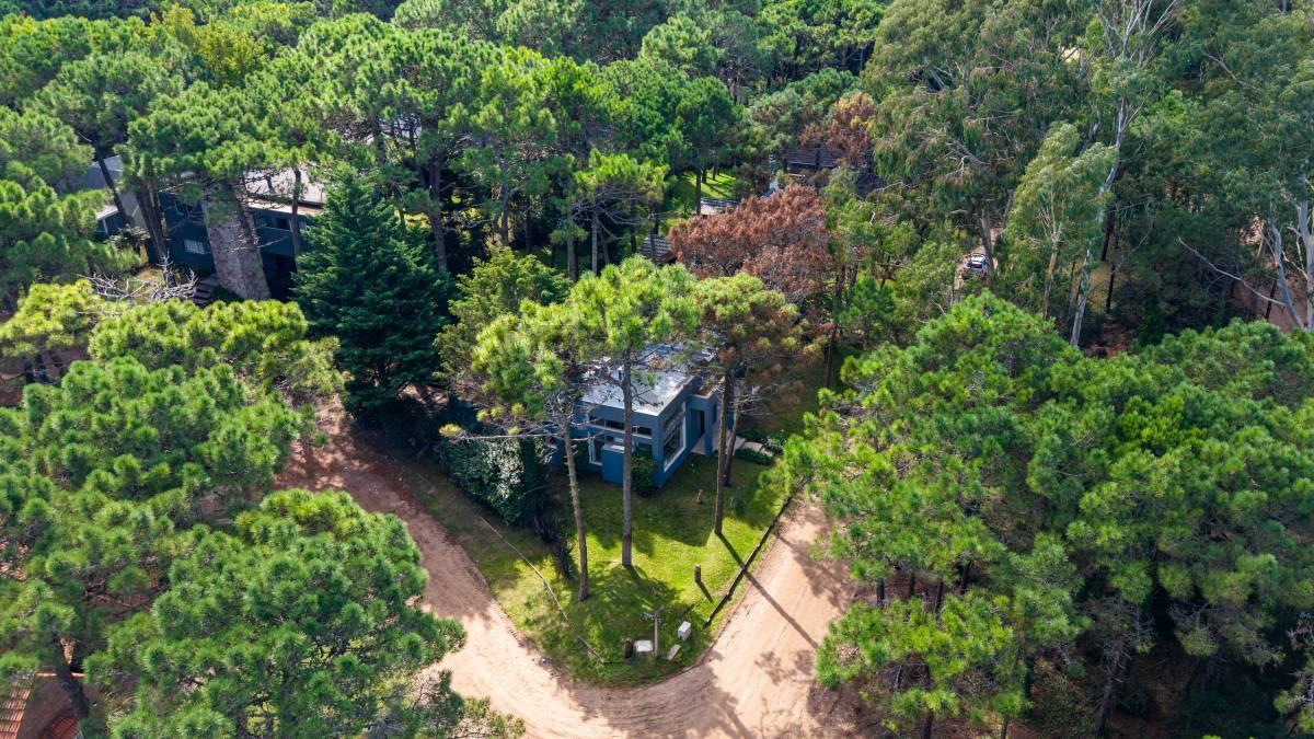 Foto de Venta de casa 5 Ambientes en Pinamar Norte con Parque y Parrilla, imagen 1