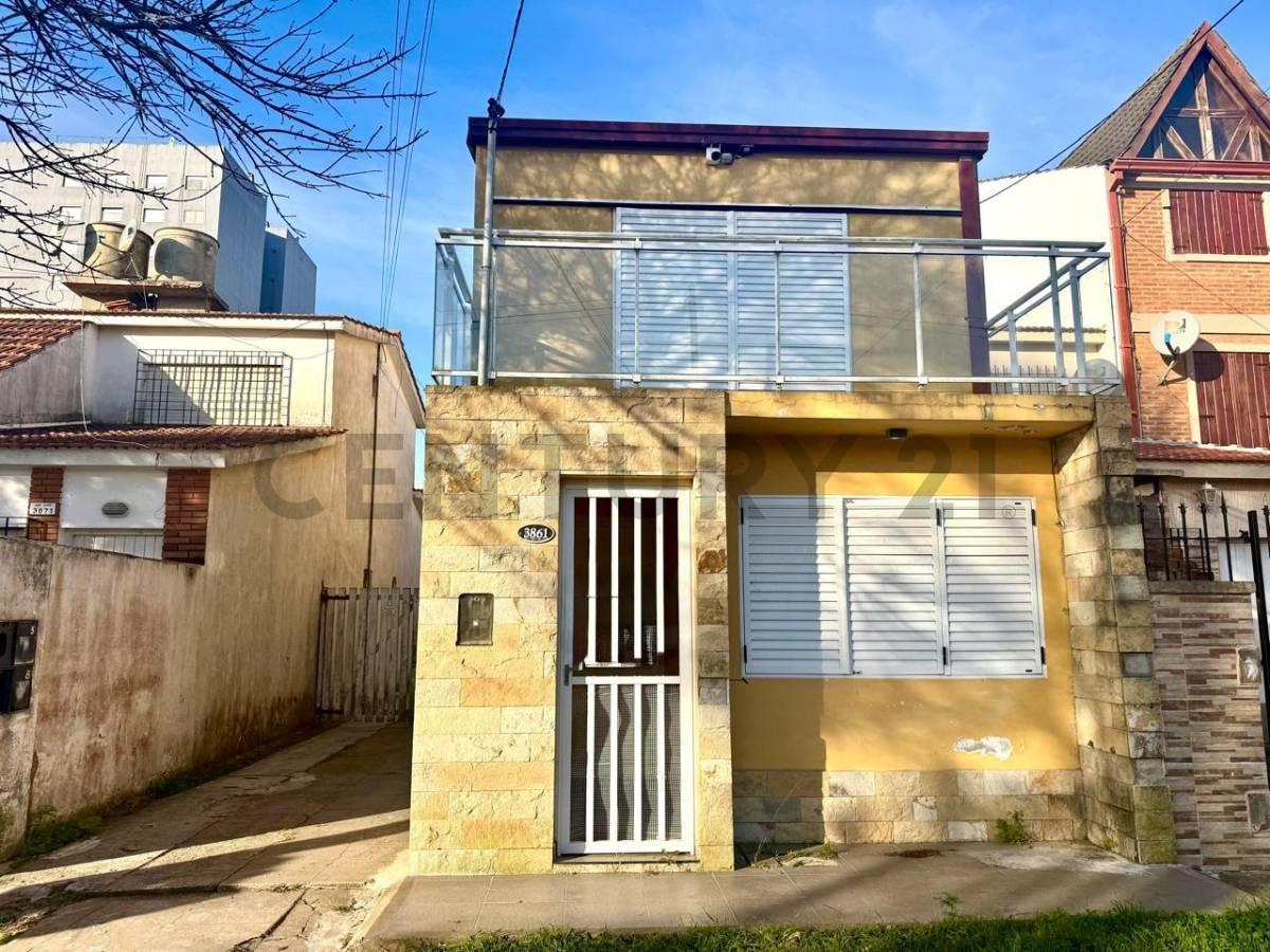 Foto de Casa Dúplex 2 Dormitorios y cochera en Costa Azul, imagen 1