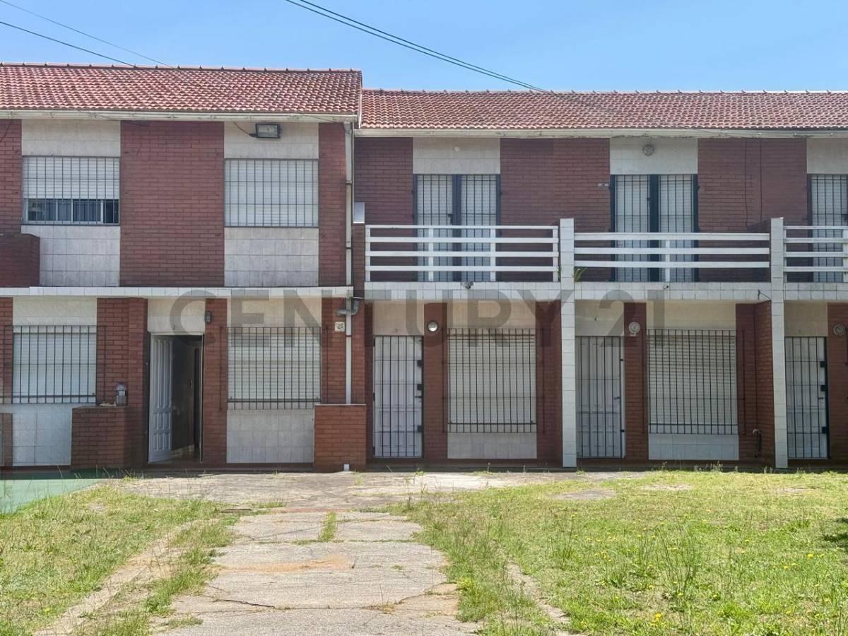 Foto de Departamento de 2 dormitorios en venta cerca del mar Mar de Ajó, imagen 1